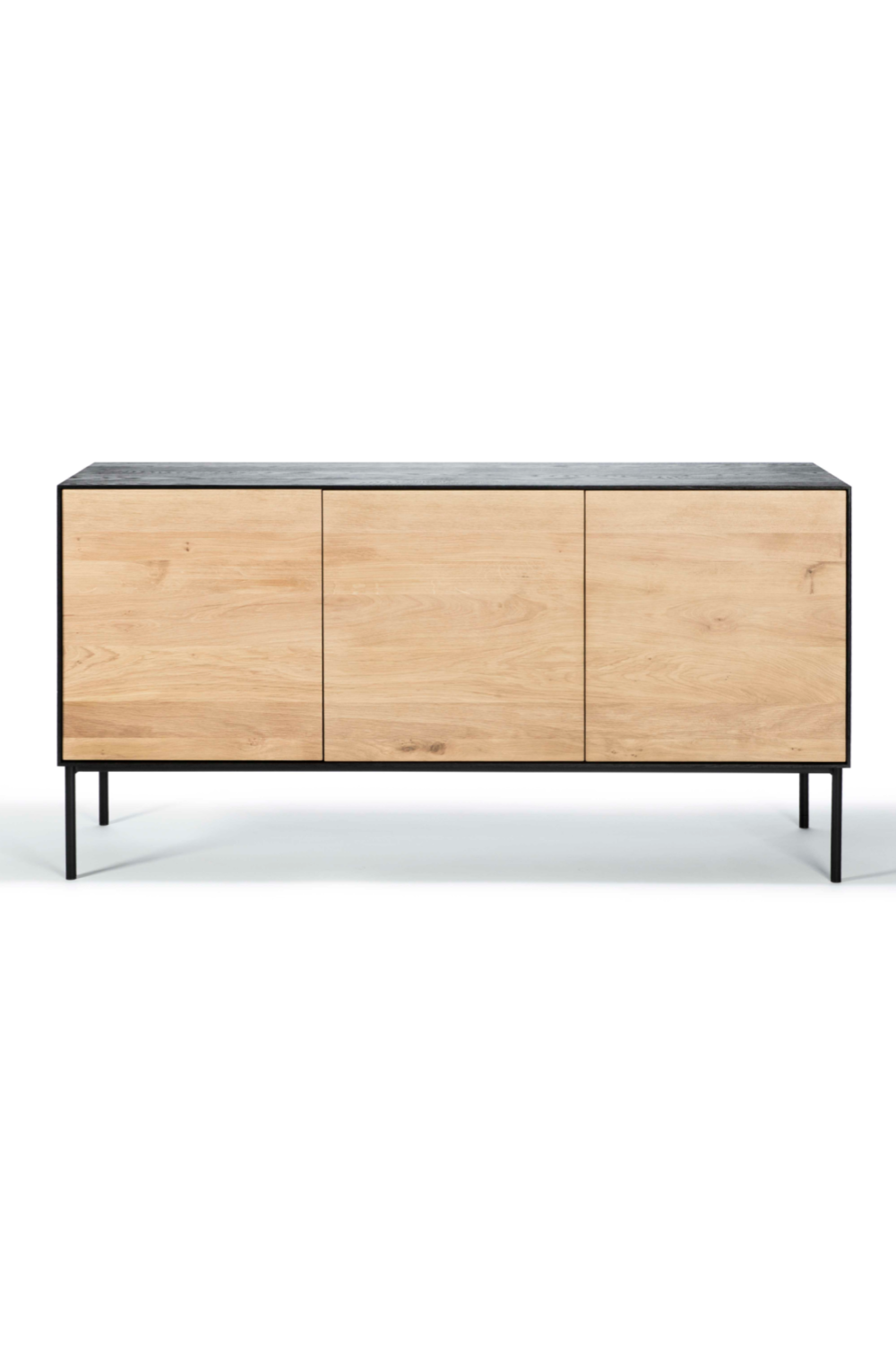 Varnished Oak Sideboard | Ethnicraft Blackbird | Oroa.com