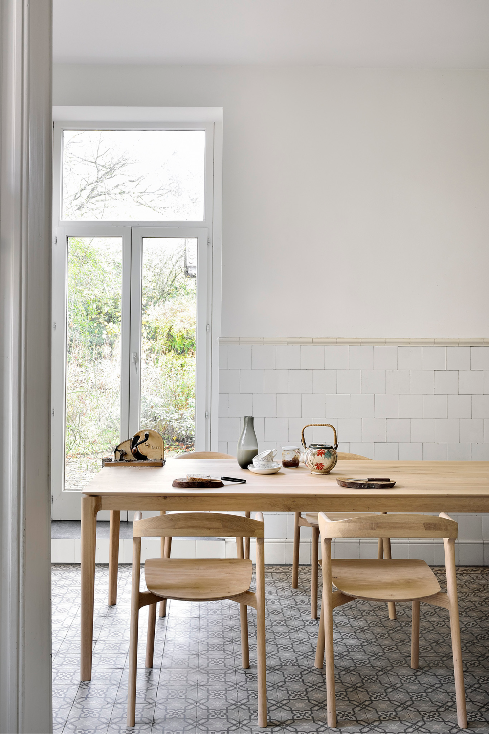 Oak Minimalist Dining Table | Ethnicraft Bok | Oroatrade.com