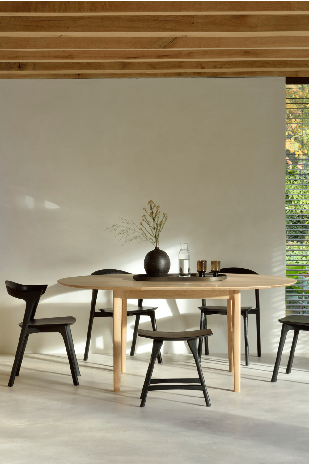 Oak Extendable Round Dining Table | Ethnicraft Bok | Oroa.com