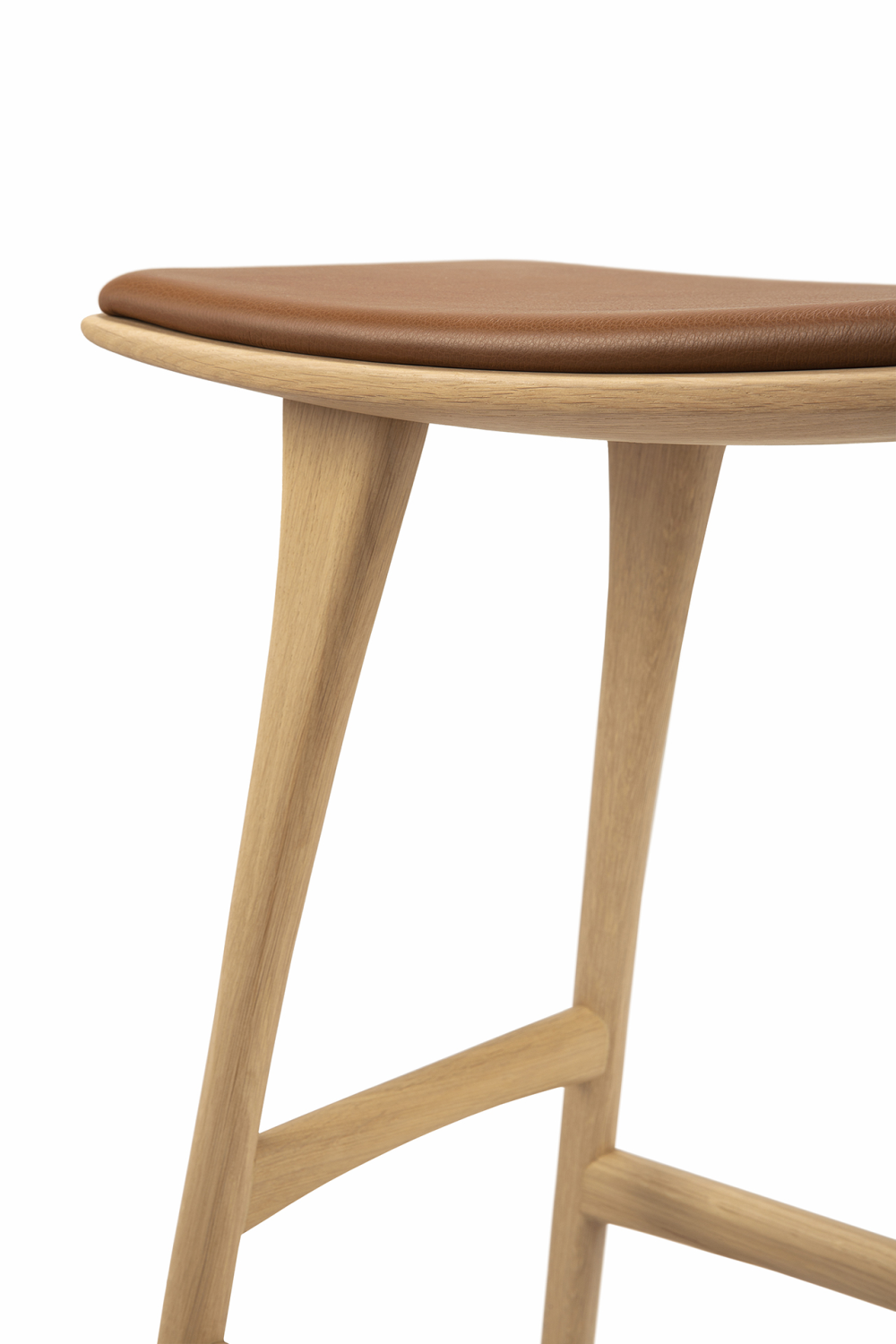 Modern Upholstered Oak Counter Stool | Ethnicraft Osso | Oroa.com