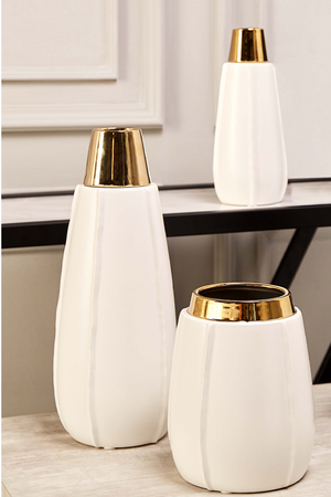 White Ceramic Modern Vase | Liang & Eimil Vicar | Oroa.com