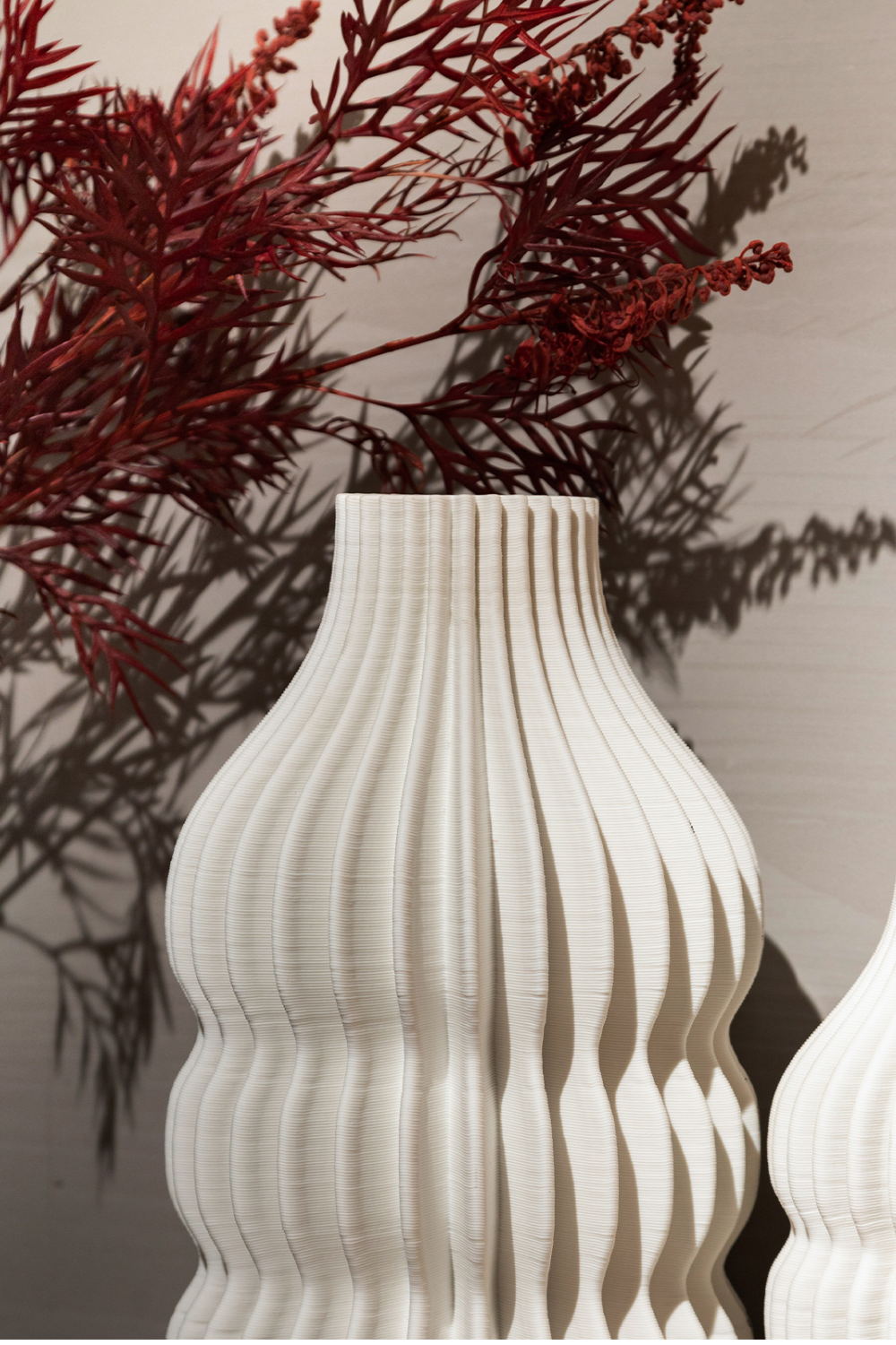 White Ceramic Fluted Vase | Liang & Eimil Iverna | Oroa.com