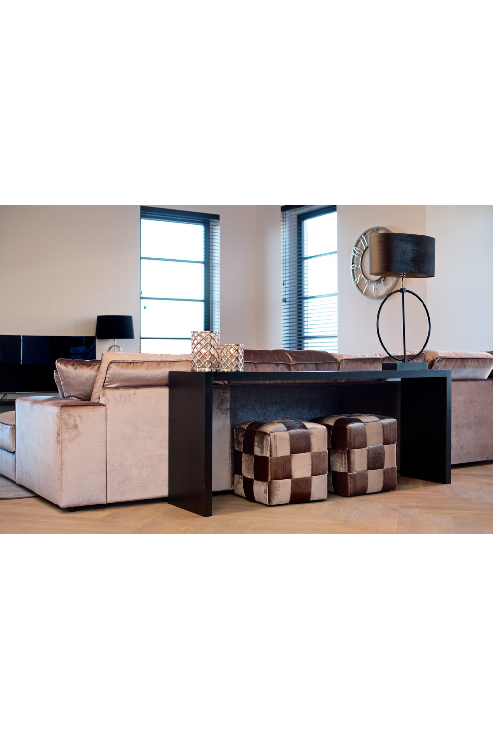 Black Oak Console | Richmond Interiors Oakura | Oroa.com