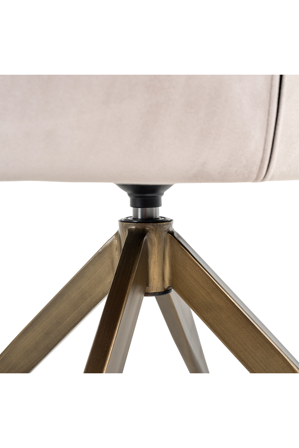 Upholstered Quadropod Swivel Chair | Richmond Interiors Aline | OROA.com