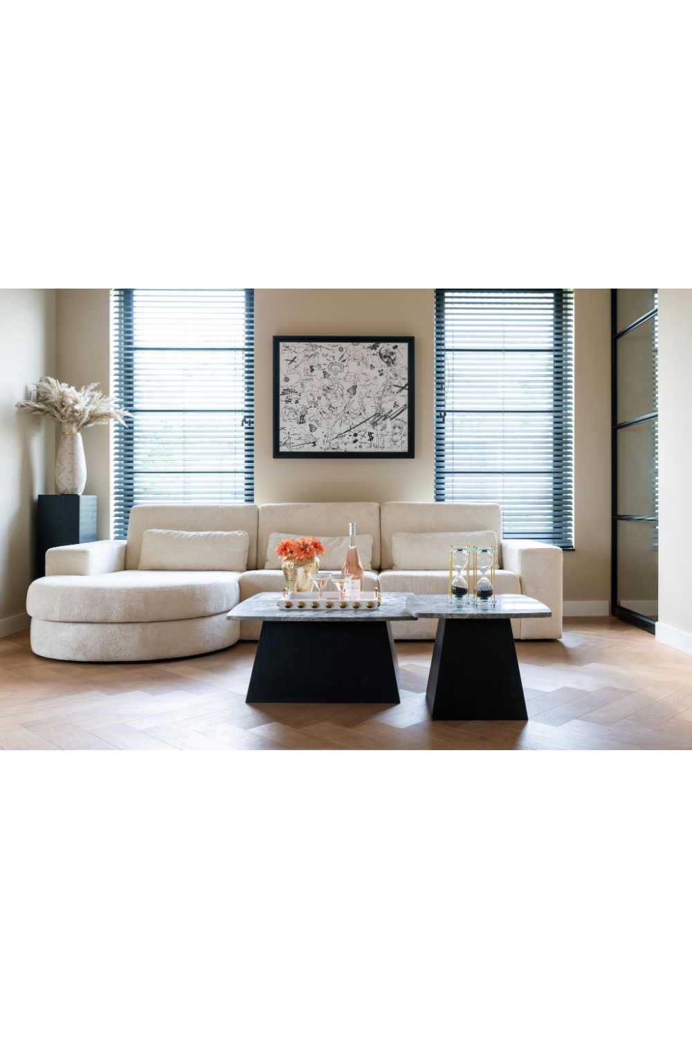 White Chenille Upholstered Sofa | OROA Felix | Oroa.com