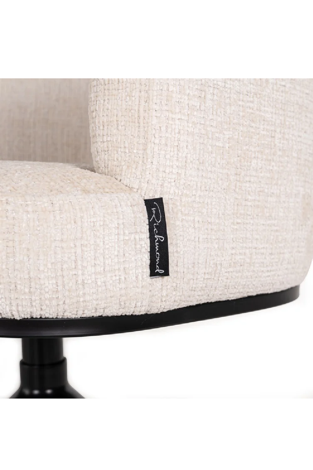Curved Swivel Chair | Richmond Interiors Cheyenne | Oroa.com
