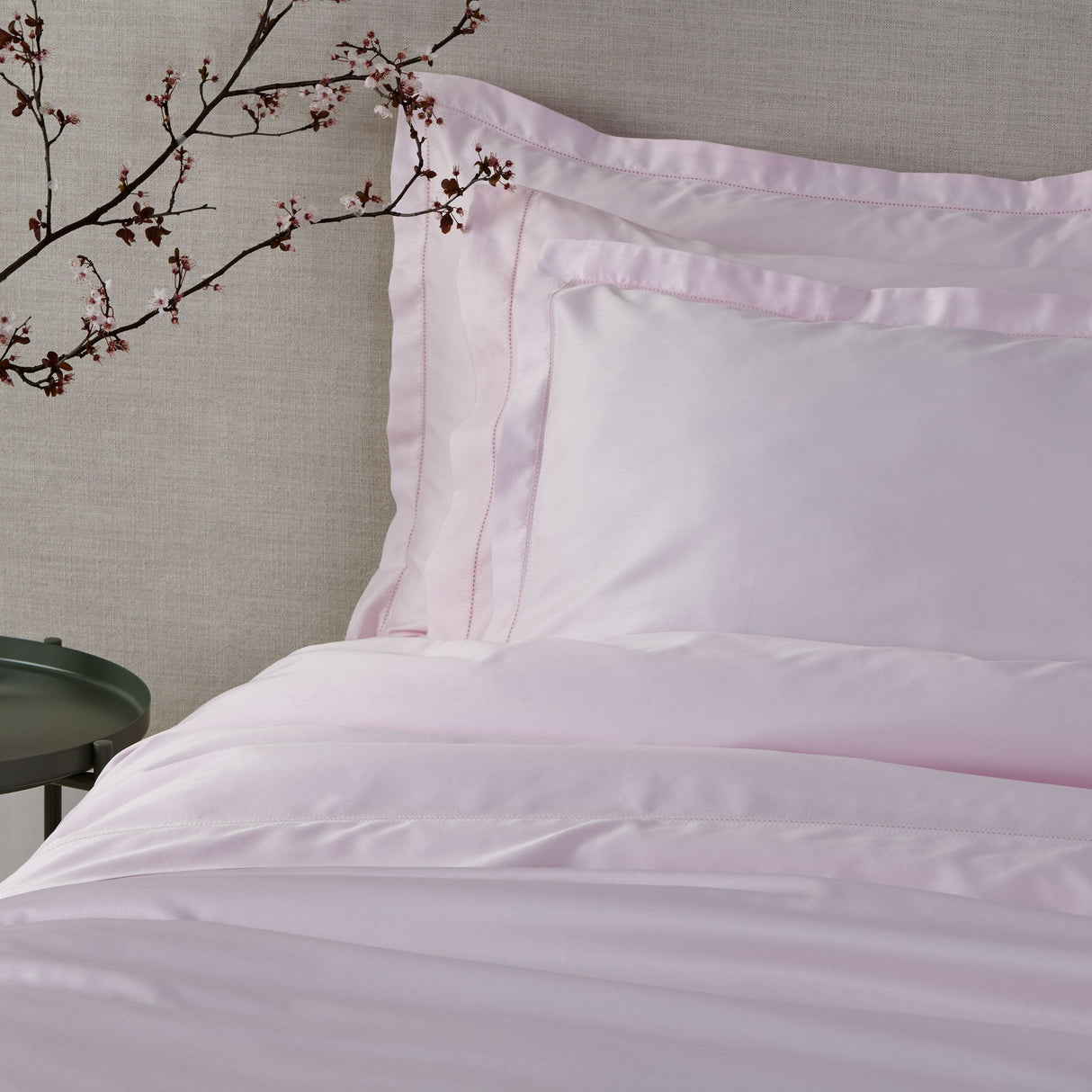 430TC Sateen Duvet Cover | Amalia Home Suave | Oroa.com